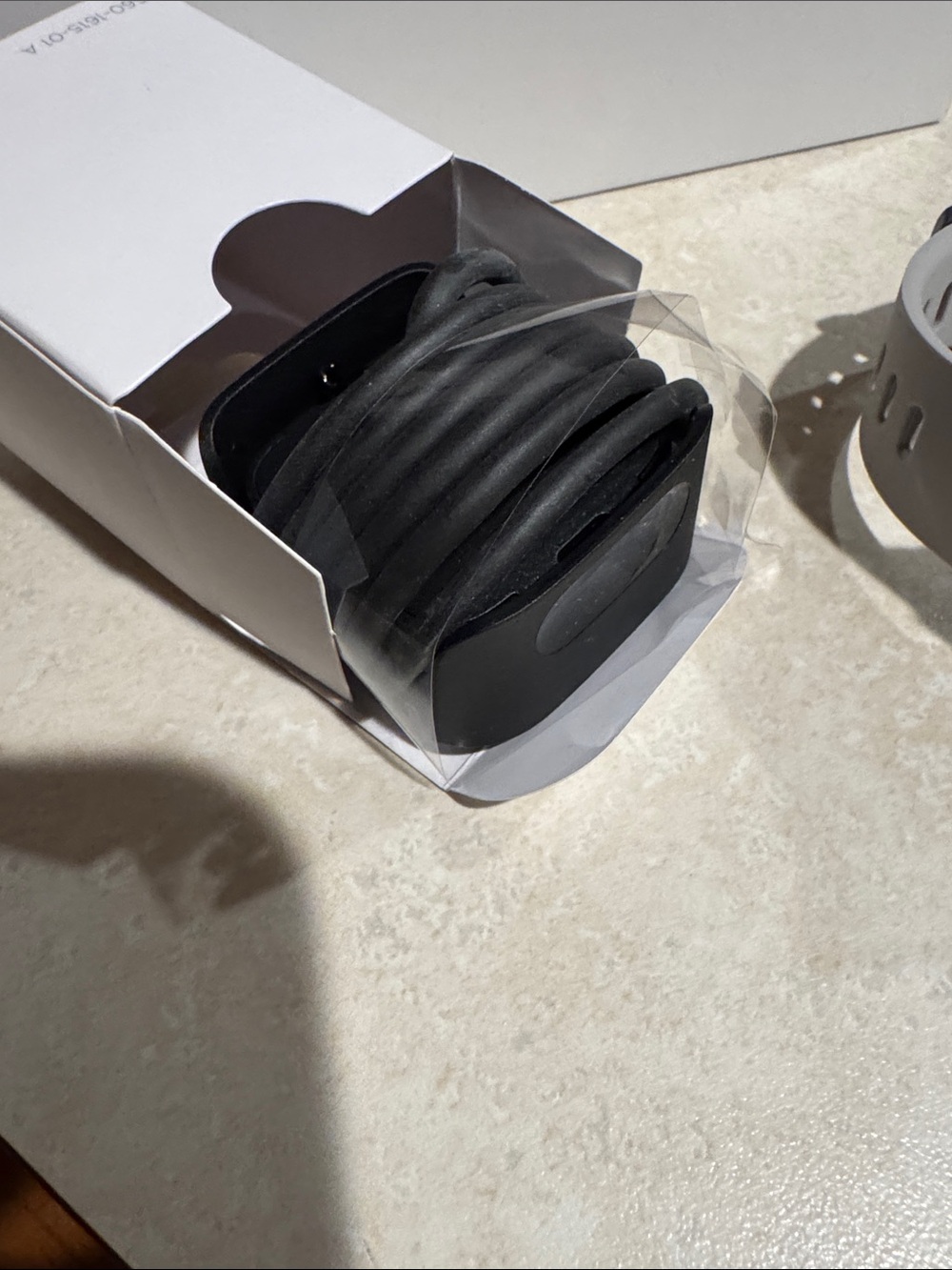 fitbit Versa 2 Smartwatch in Light Gray - Picture 6 of 9